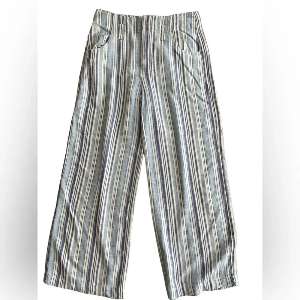 GAP Linen /rayon blend white& blue striped wide leg pants size 6.